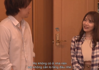 Tình yêu đến khi em hàng xóm kế bên nở nụ cười